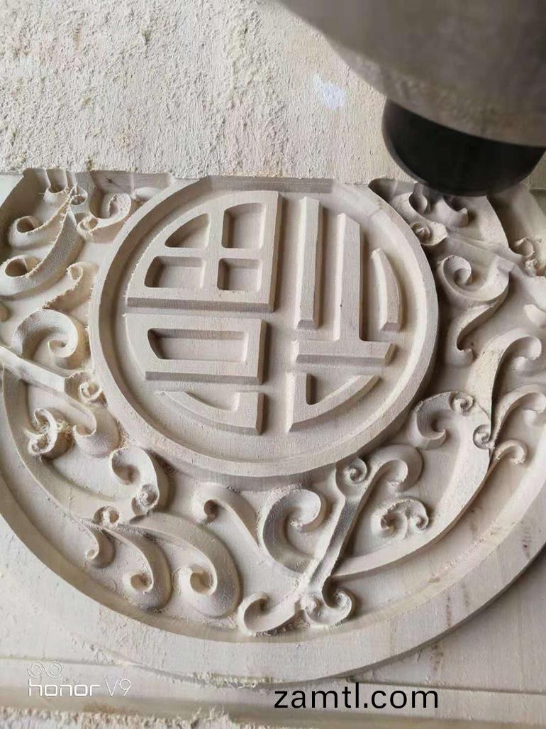 木(mu)工數(shu)控鵰刻(ke)平麵(mian)鵰(diao)刻(ke)樣品(pin)展(zhan)示(shi)(圖2)