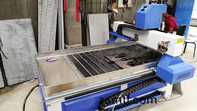 湖北9015石材(cai)數(shu)控鵰刻機(圖1) 湖北(bei)9015石材(cai)數控(kong)鵰(diao)刻(ke)機(圖1)