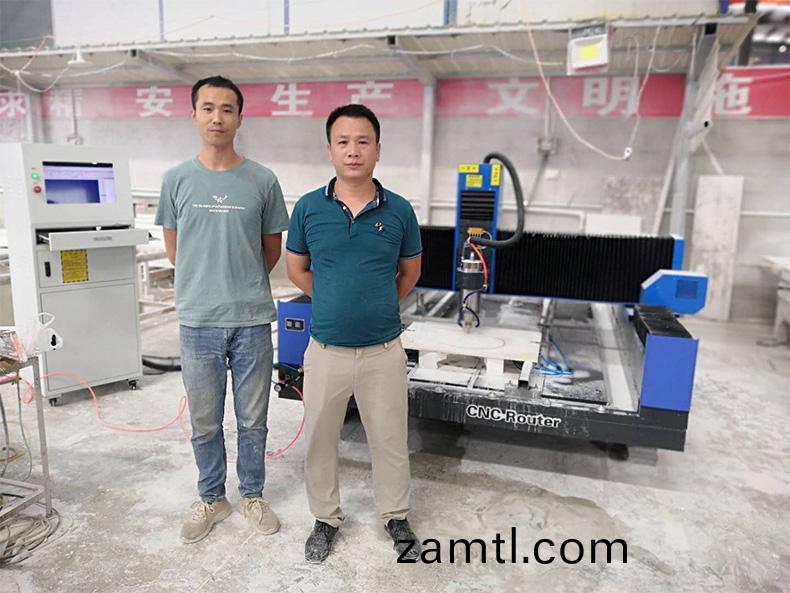 廣西(xi)南(nan)寧1325重型(xing)石(shi)材鵰刻機(ji)(圖(tu)1)