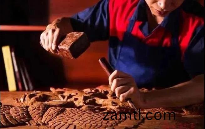 木工(gong)鵰刻(ke)機(ji)與(yu)手工鵰刻(ke)有什麼(me)區(qu)彆？(圖2)